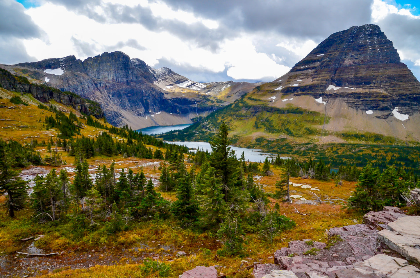 Mountain Glacier Lake Scene Select